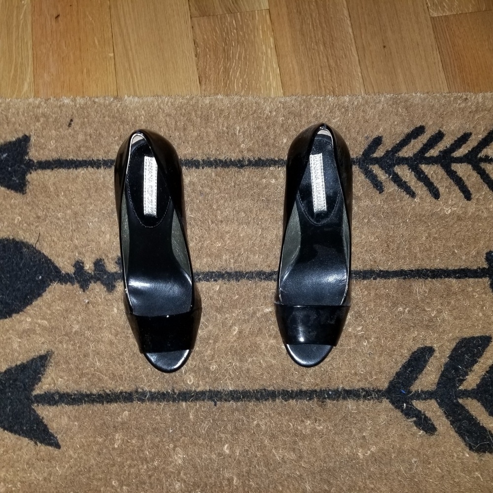 Black patent leather peep toe wedges